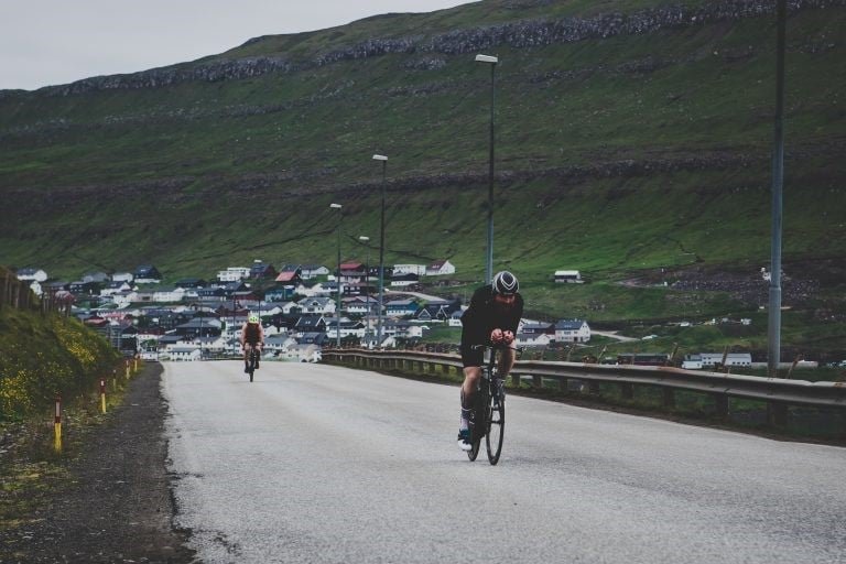 Leygardagin kl 14:00 verður FM í Triatlon avgreitt í Klaksvík