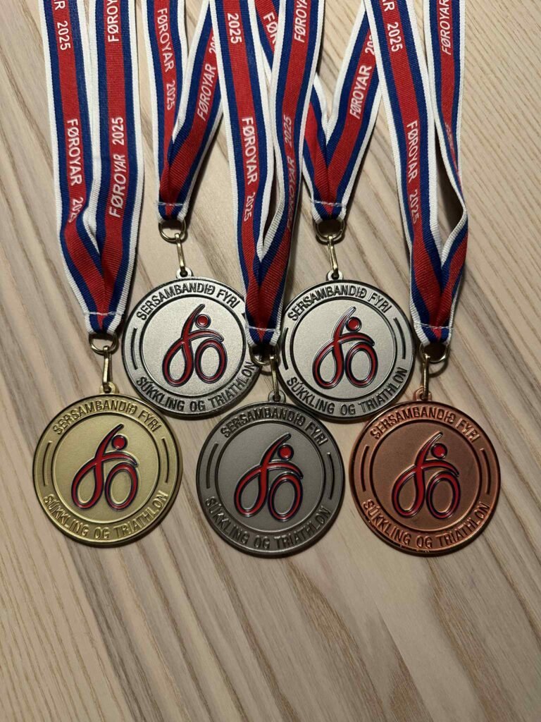 Hetta er myndin niðanfyri prógv um saman við øllum teimum flottu avrikinum, hann eisini hevur gjørt uttanlanda í ár.